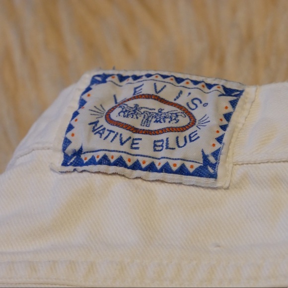 Vintage Levi’s White Jeans - Native Blue Collection - Picture 7 of 7
